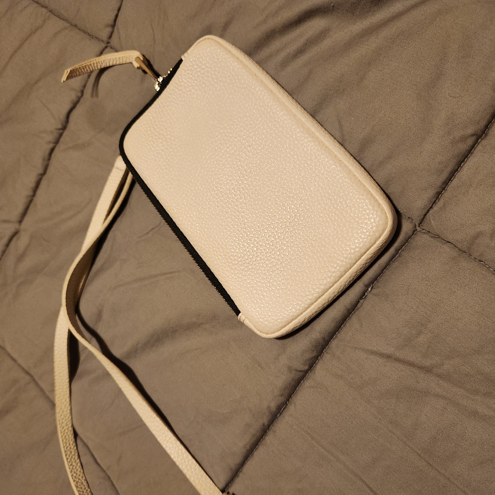 Elegant Cream Crossbody Bag